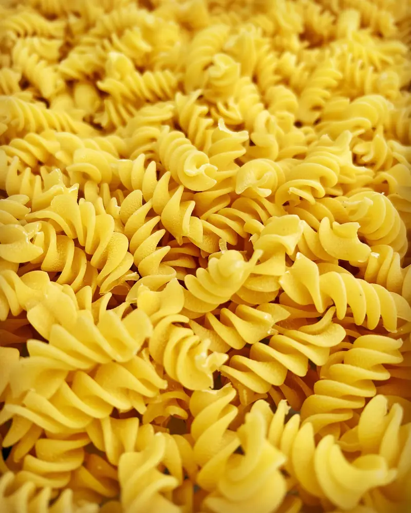 Fusilli colorate