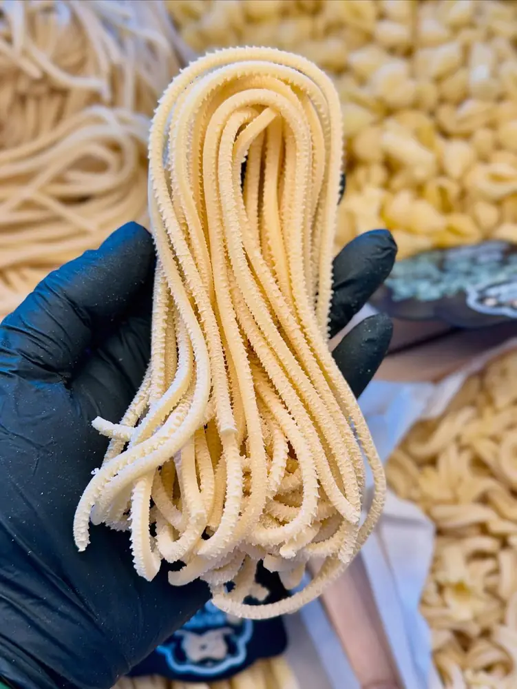 Buchet de paste în mână